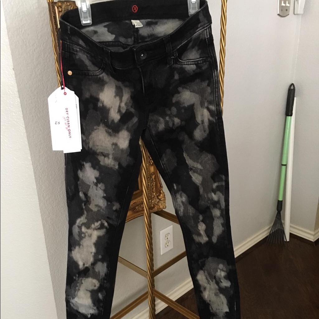 Sinclair Jeans